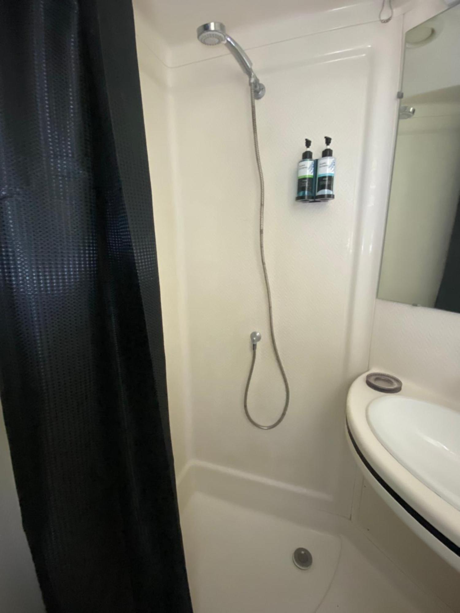 Quai 86 - Gare, Centre-ville, Free Parking, Netflix Apartment *